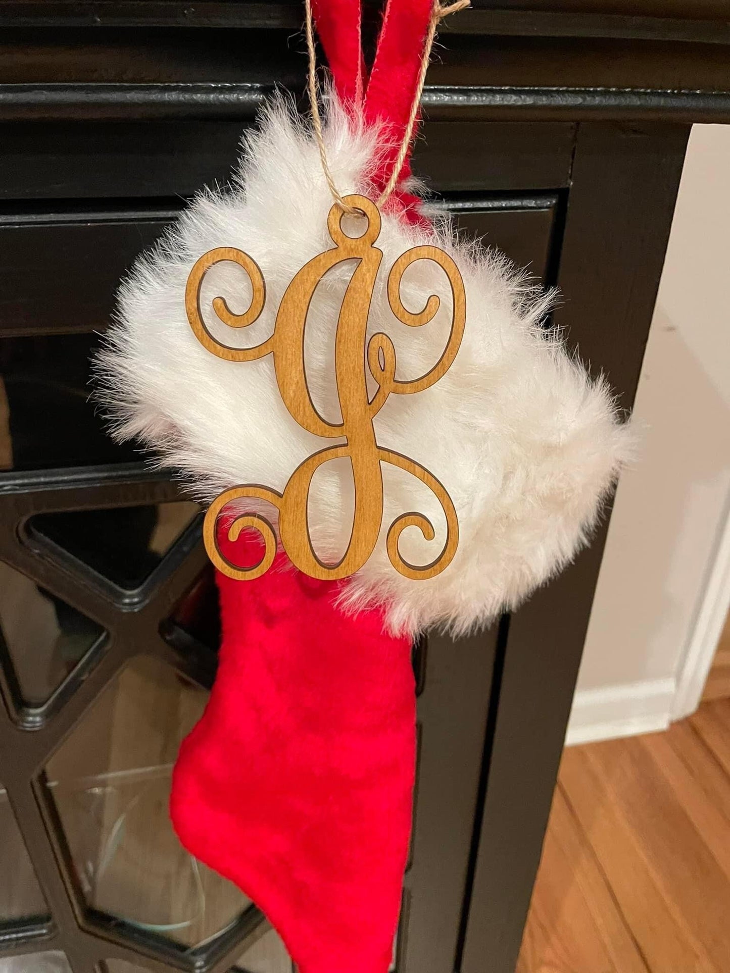 Stocking tag, single letter, monogram letter, rear view mirror letter